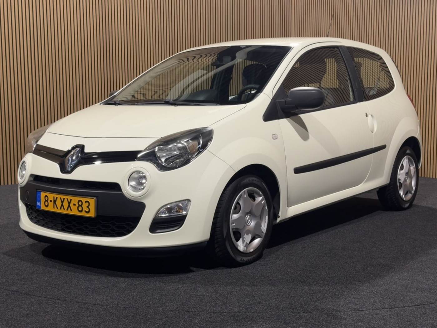 Renault Twingo 1.2 16V Parisienne | Airco | Bluetooth | Ramen elektrisch | 2013 - voorkant