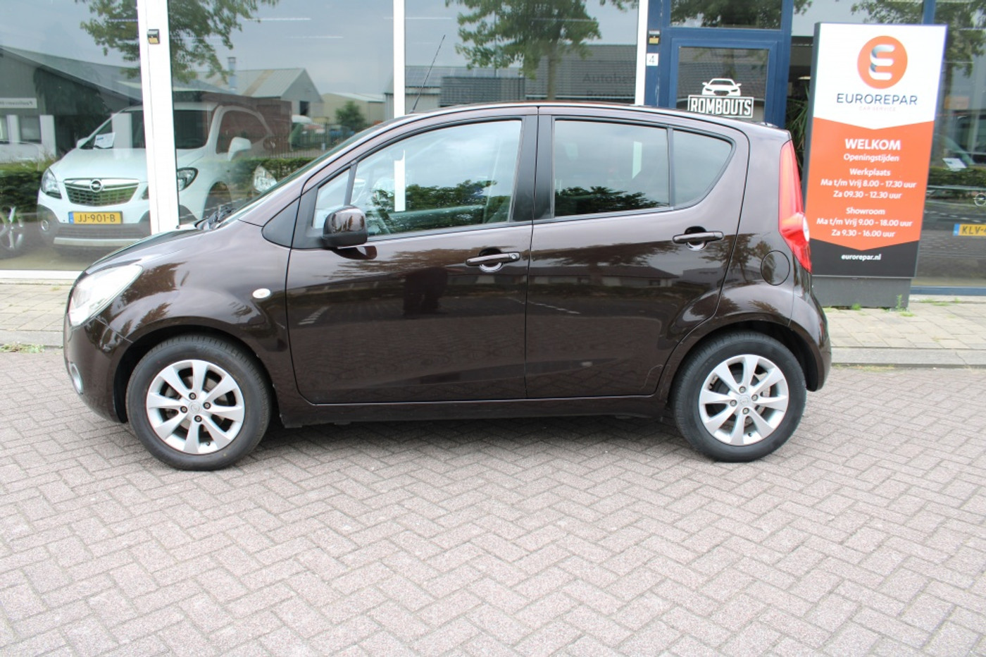 Foto van Opel Agila