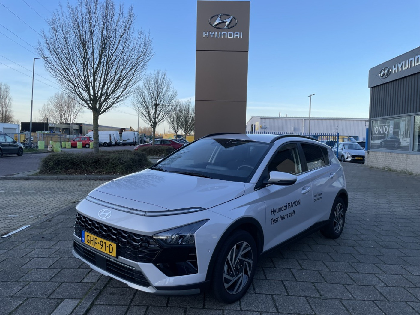Hyundai Bayon 1.0 T-GDI Premium 2024 - voorkant