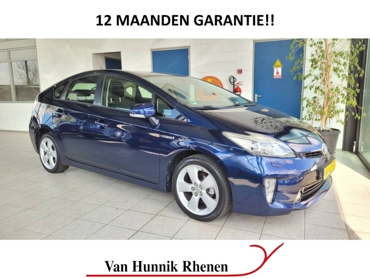 Toyota Toyota Prius 1.8 Dynamic Business | JBL | Keyless entry | Navi | Cruise | 2012 - voorkant