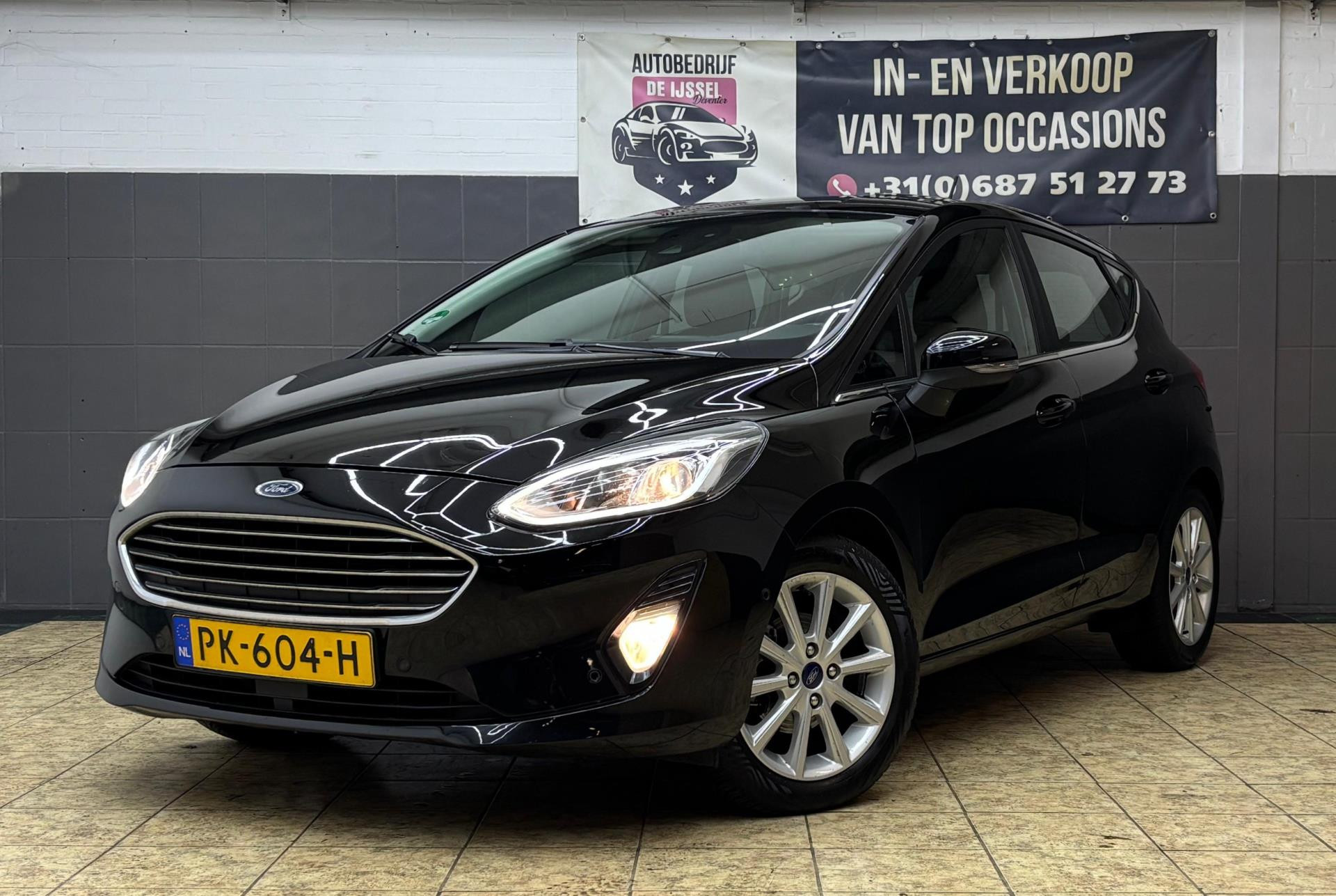 Ford Fiesta 1.0 Titanium / Dealer O.H / 1STE Eigenaar 2017 - voorkant