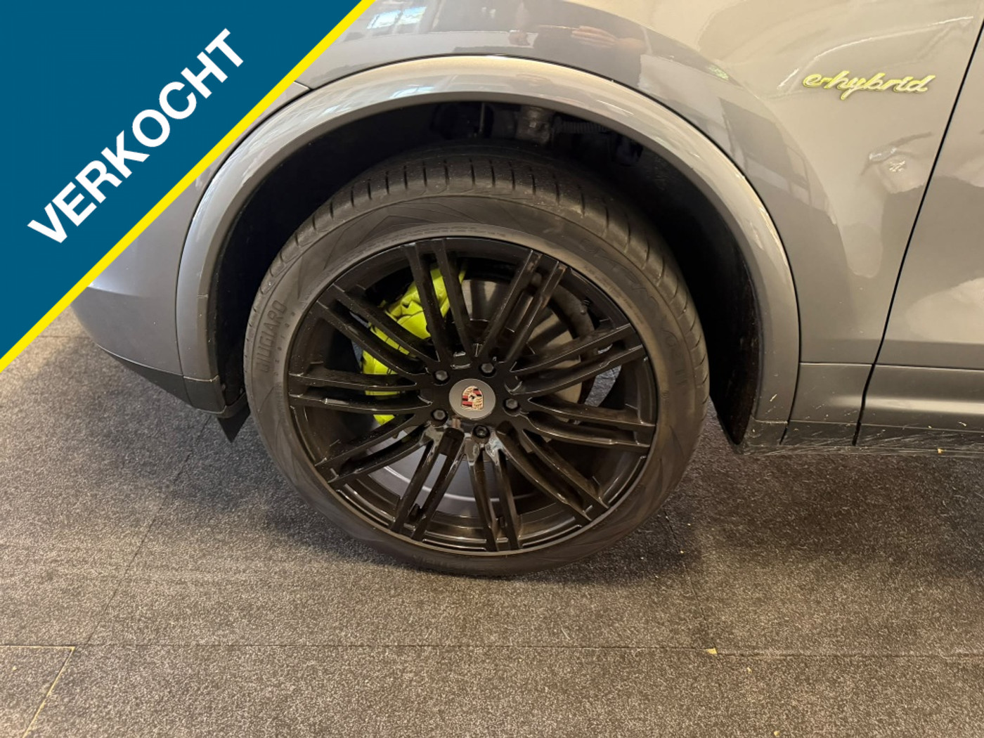 Foto van Porsche Cayenne S E-hybrid