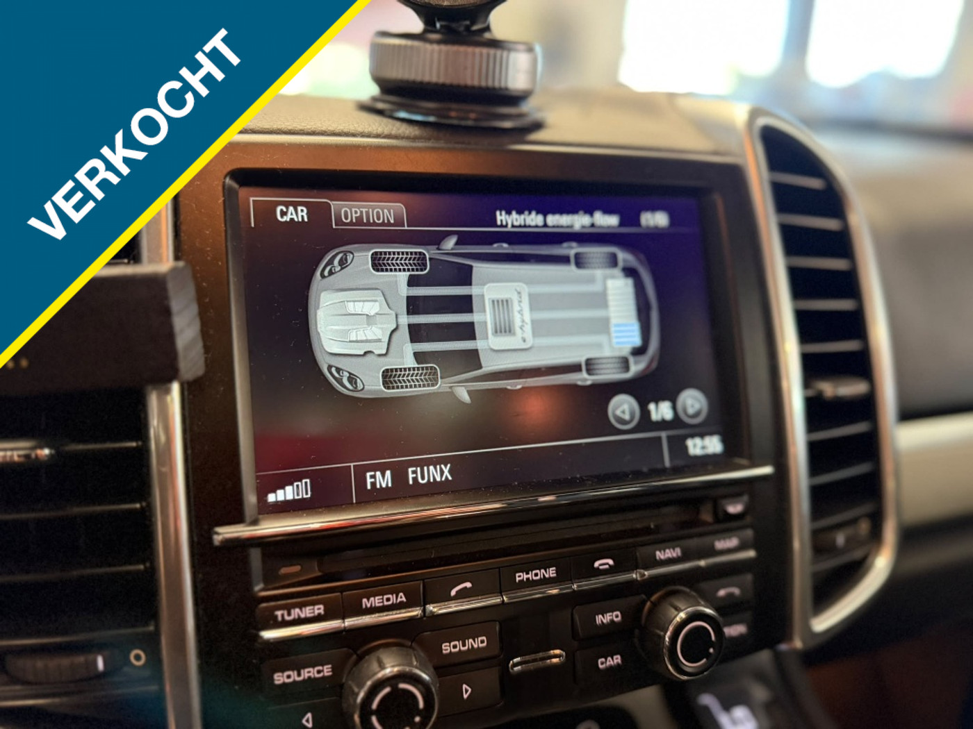 Foto van Porsche Cayenne S E-hybrid
