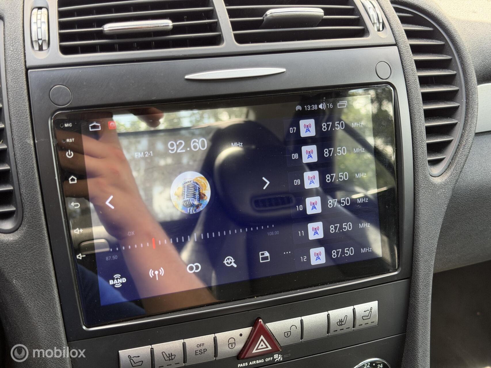 Foto van Mercedes-Benz SLK 200 Kompressor