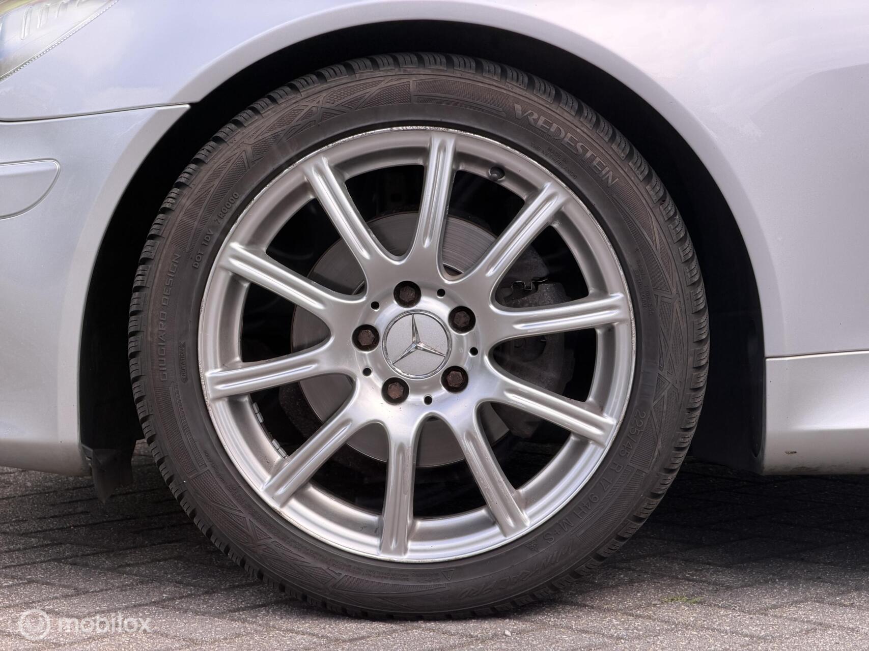 Foto van Mercedes-Benz SLK 200 Kompressor