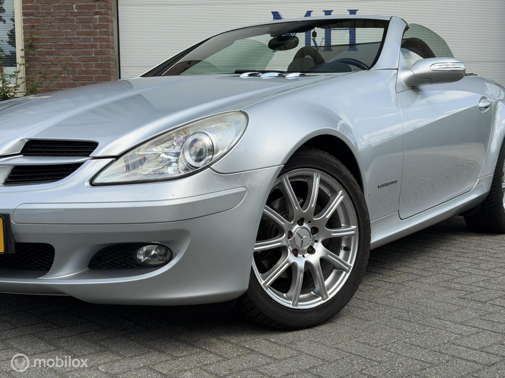 Foto van Mercedes-Benz SLK 200 Kompressor