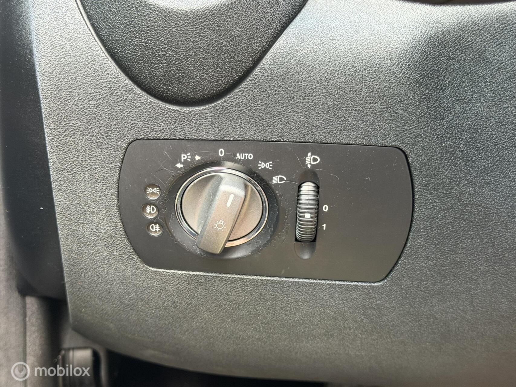 Foto van Mercedes-Benz SLK 200 Kompressor