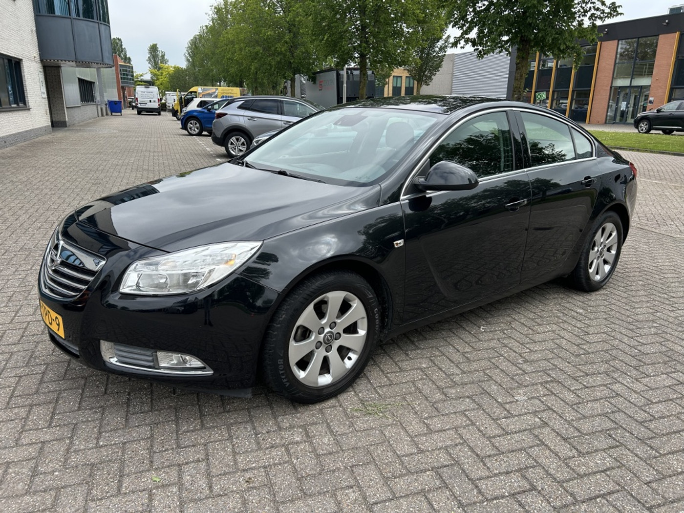 Opel Insignia Limousine NB 1.4 T EcoF. Edit. NAVI CRUISE CLIMA NAP 2012 - voorkant