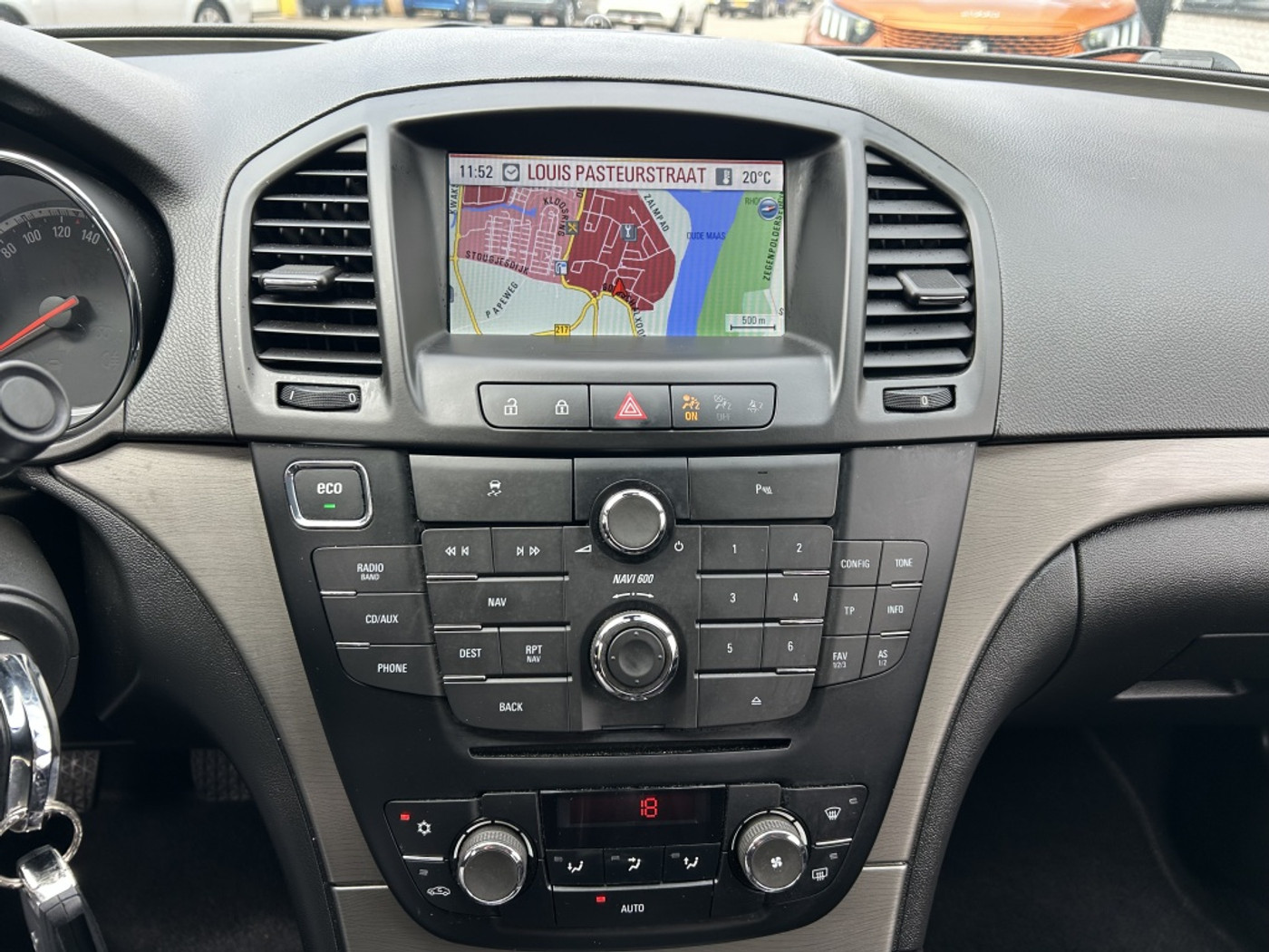 Foto van Opel Insignia Limousine NB