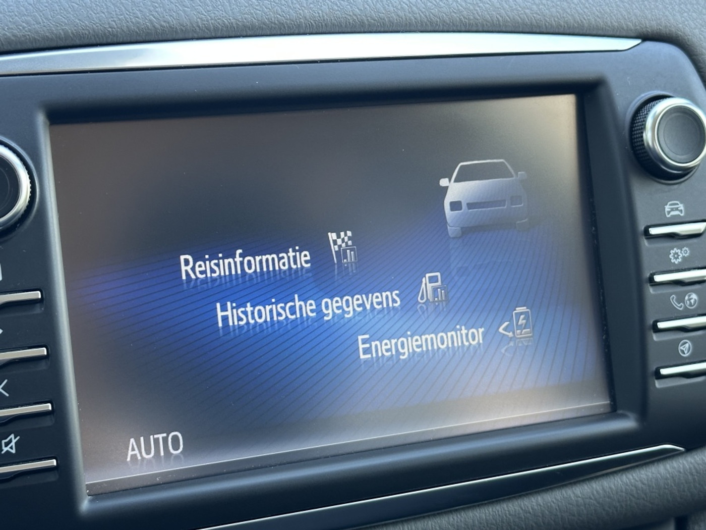 Foto van Toyota Toyota Yaris Hybrid