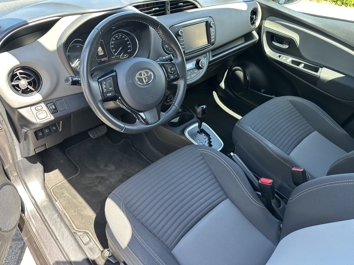 Foto van Toyota Toyota Yaris Hybrid