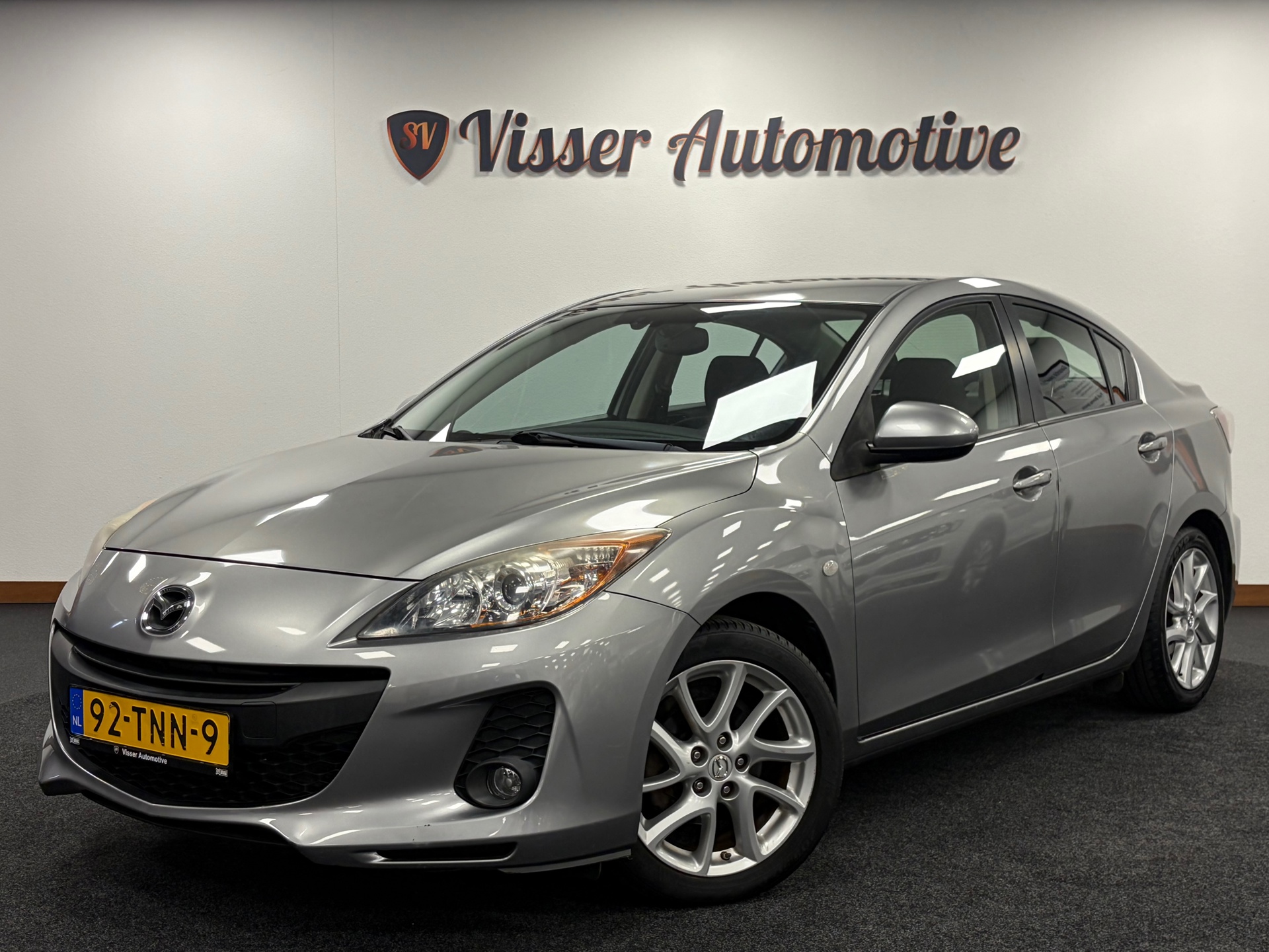 Mazda Mazda 3 1.6 Navigator*63305Km*NAP*1Ste Eigenaar*Stoelverwarming*PDC*Cruise-Control* 2012 - voorkant