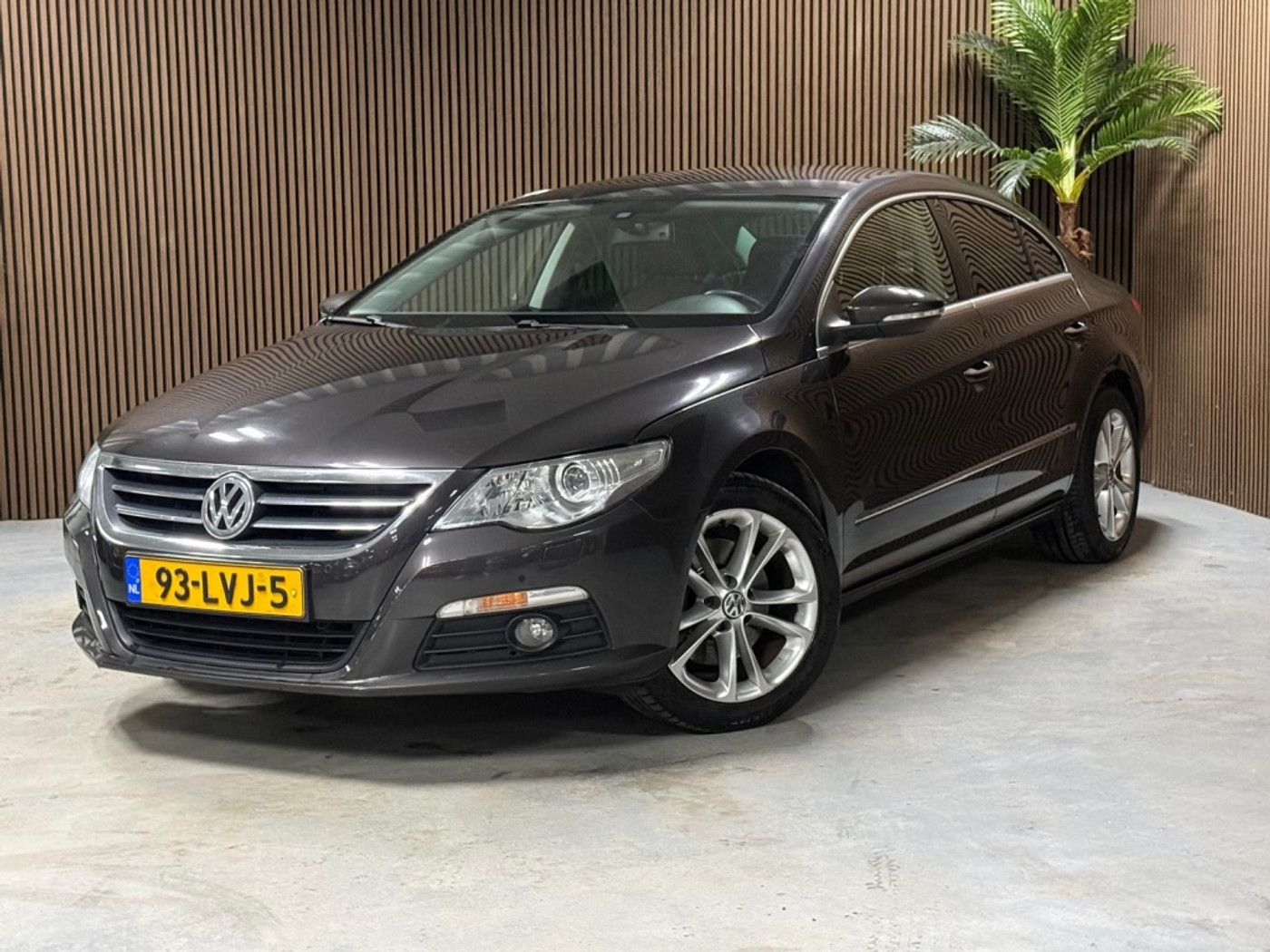 Volkswagen Passat CC 1.8 TSI 4p. 2010 - voorkant