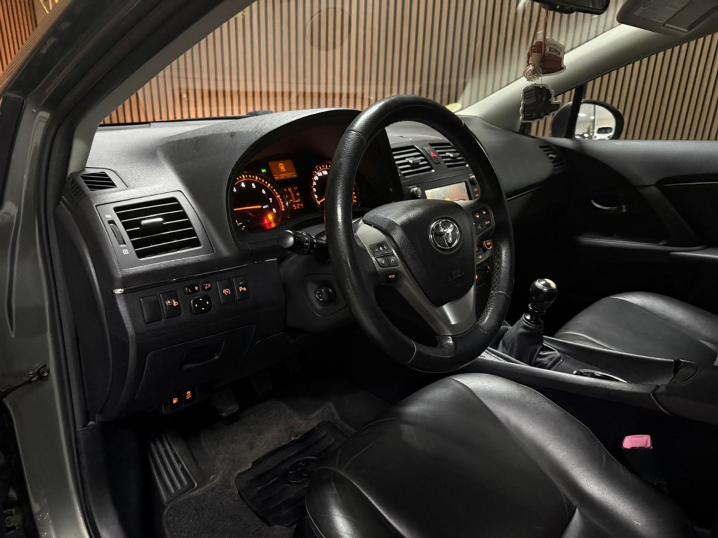 Foto van Toyota Toyota Avensis