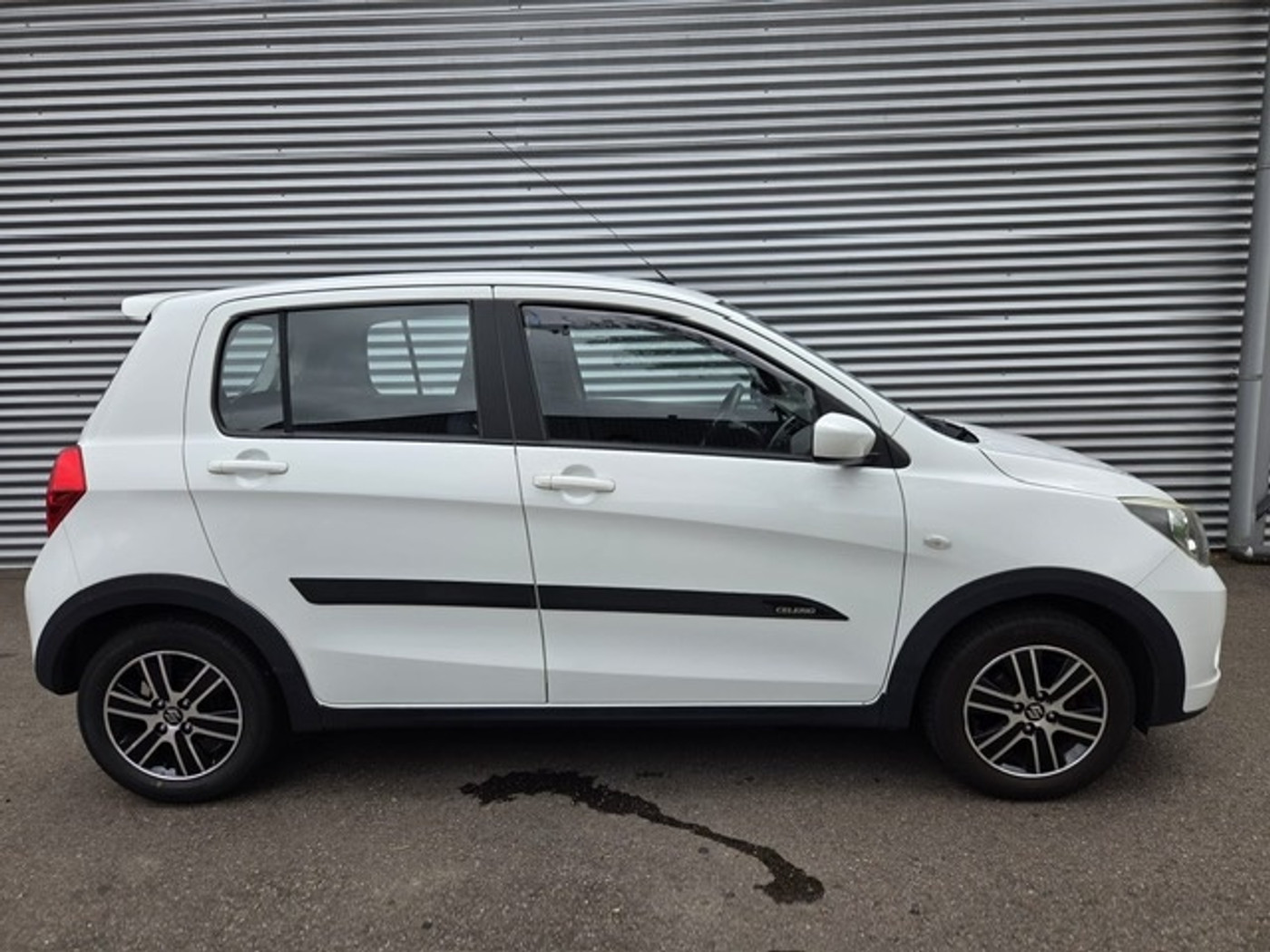 Suzuki Celerio 1.0 Exclusive 2015 - voorkant