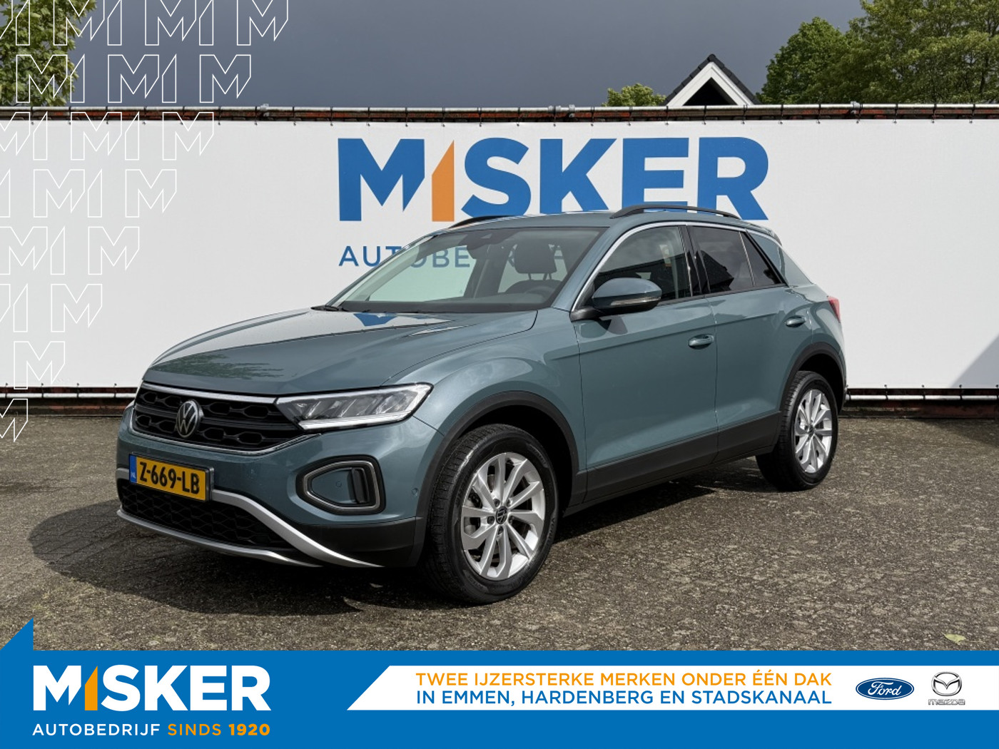 Volkswagen T-roc 150pk TSI Life AUTOMAAT/ADAPTIVE CRUISE CONTROL/APPLE CARPLAY/AN 2023 - voorkant