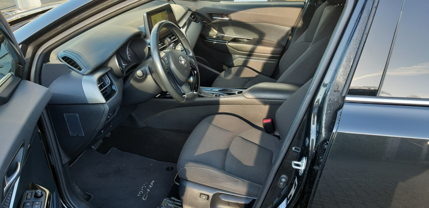 Foto van Toyota C-hr