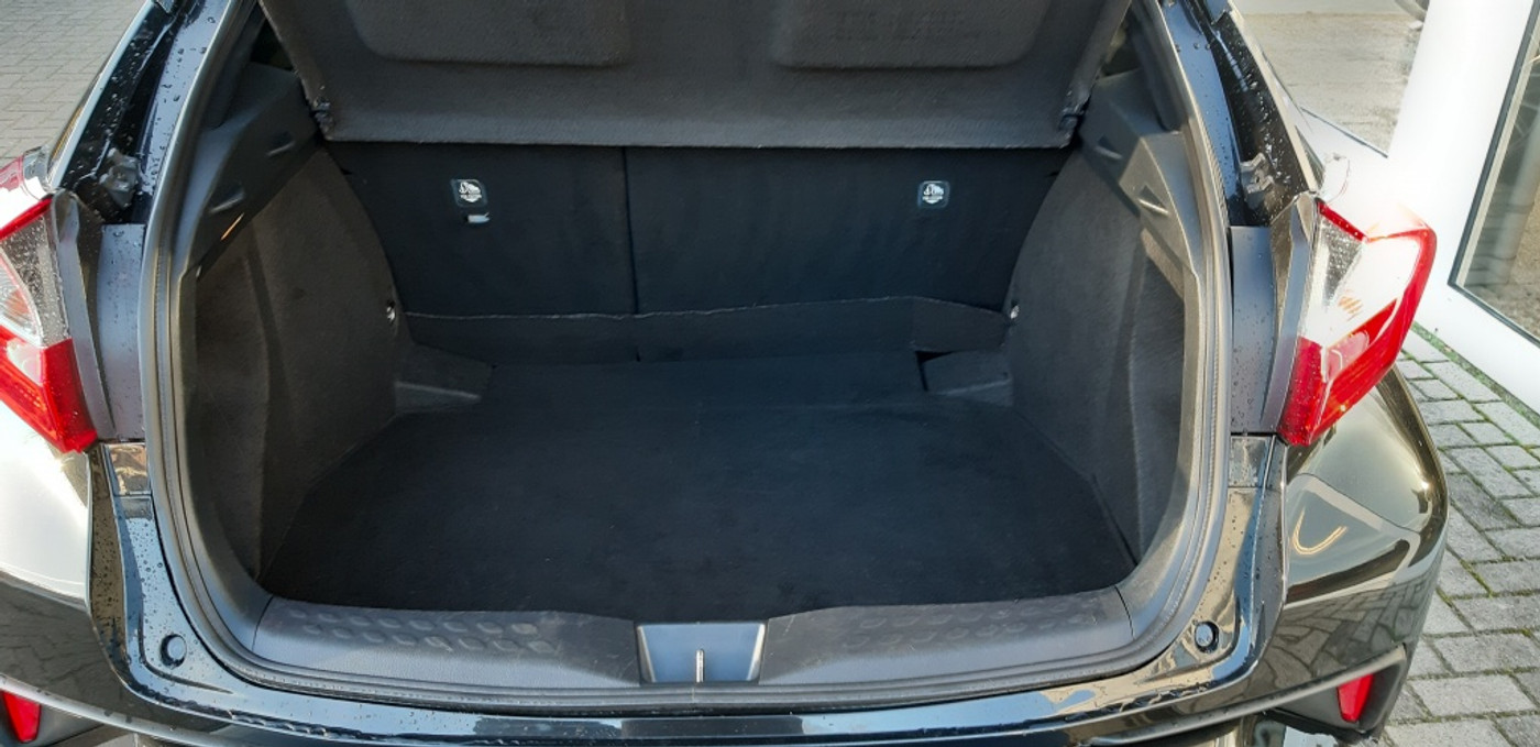 Foto van Toyota C-hr
