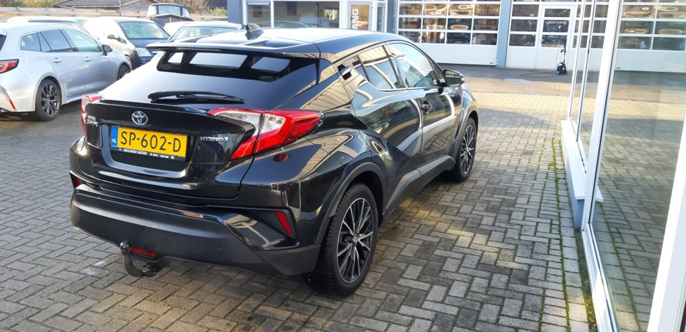 Foto van Toyota C-hr