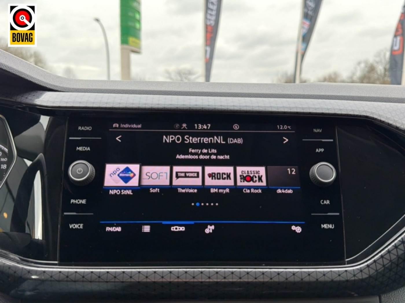 Foto van Volkswagen T-cross