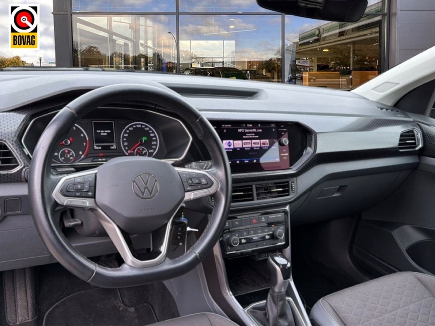Foto van Volkswagen T-cross