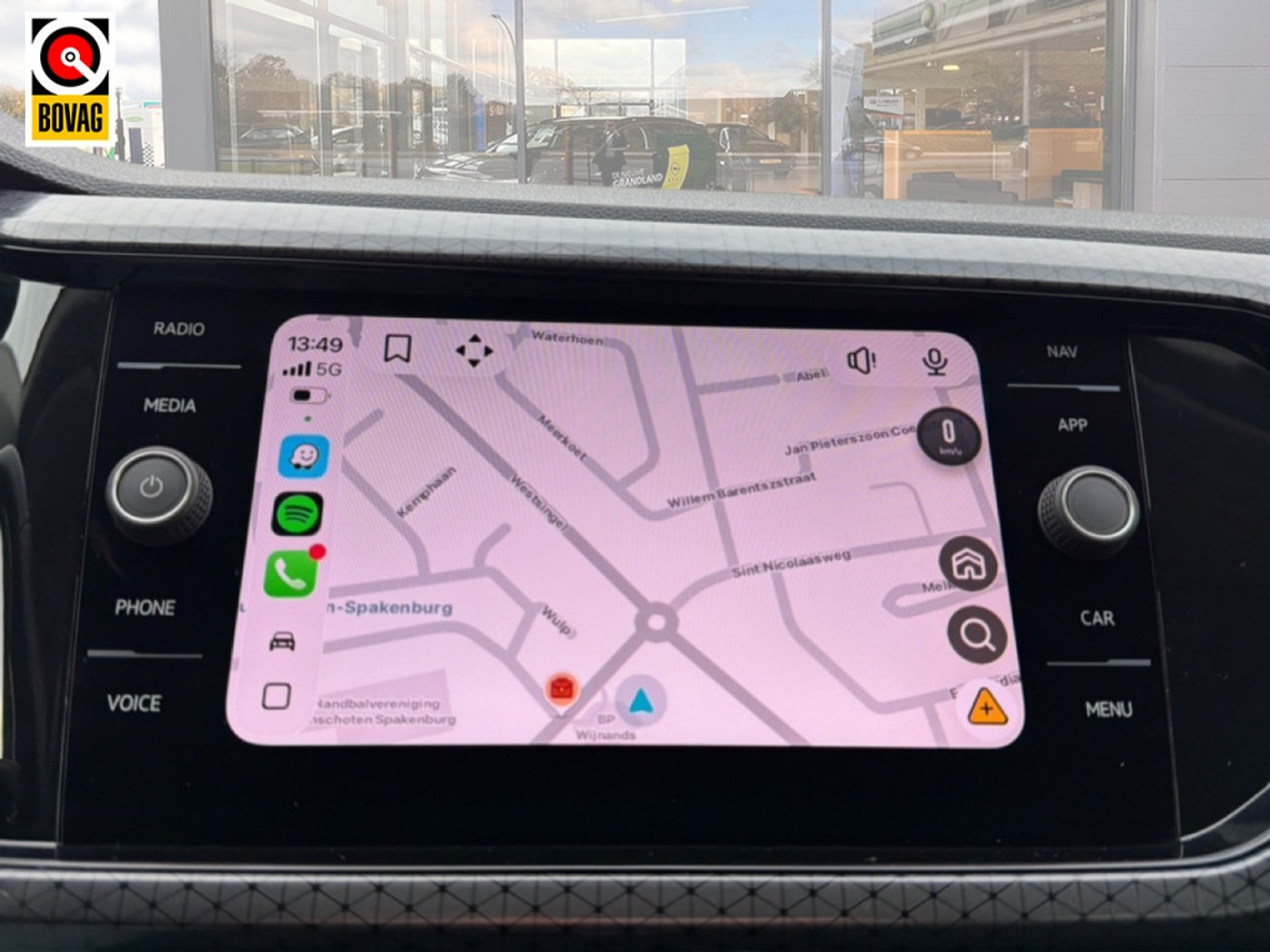 Foto van Volkswagen T-cross
