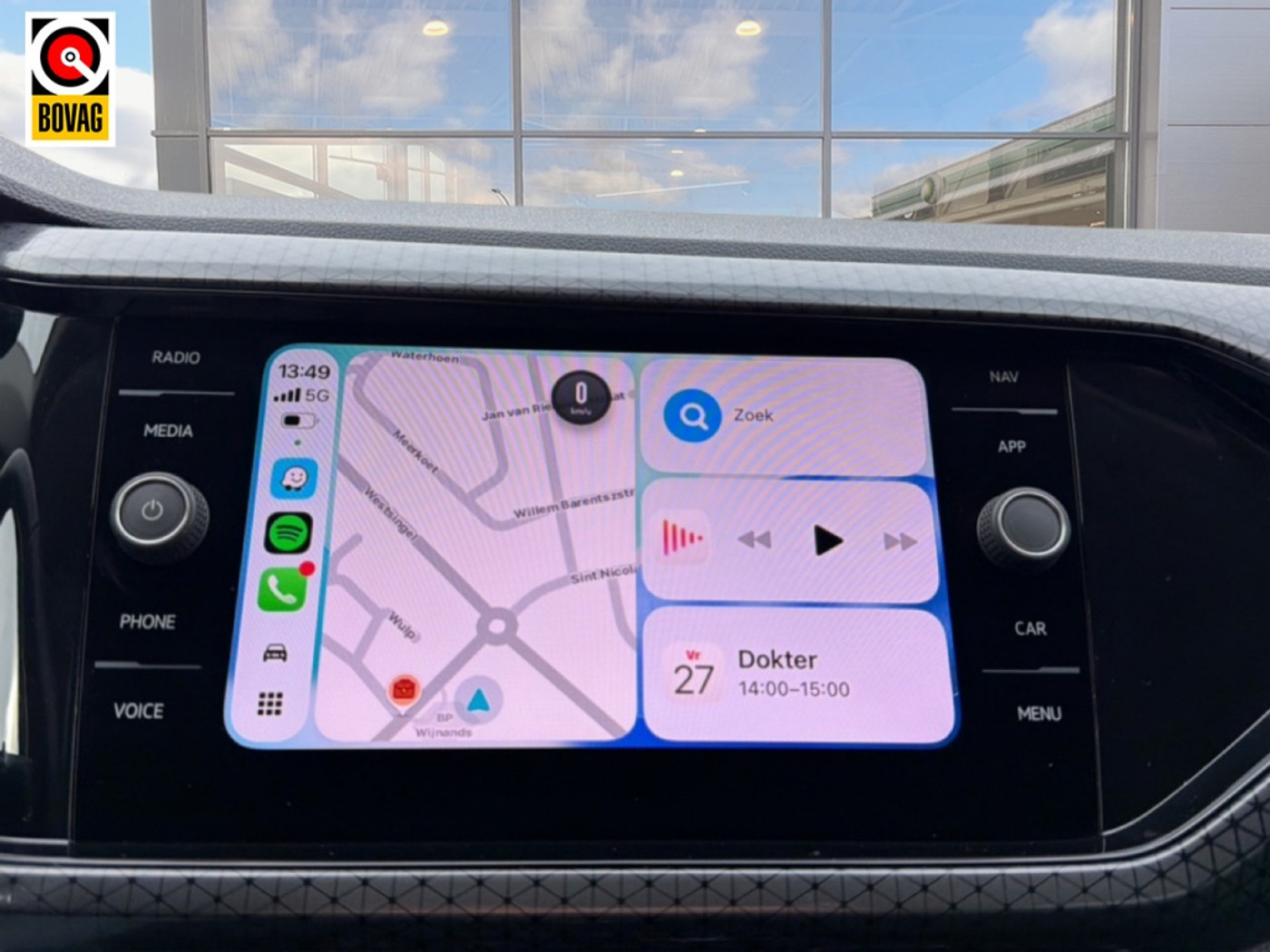 Foto van Volkswagen T-cross