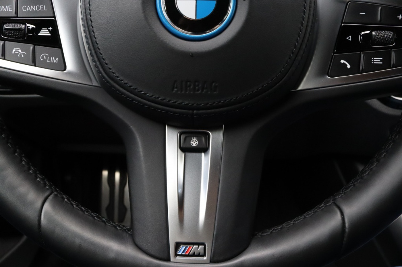 Foto van BMW 330e xDrive