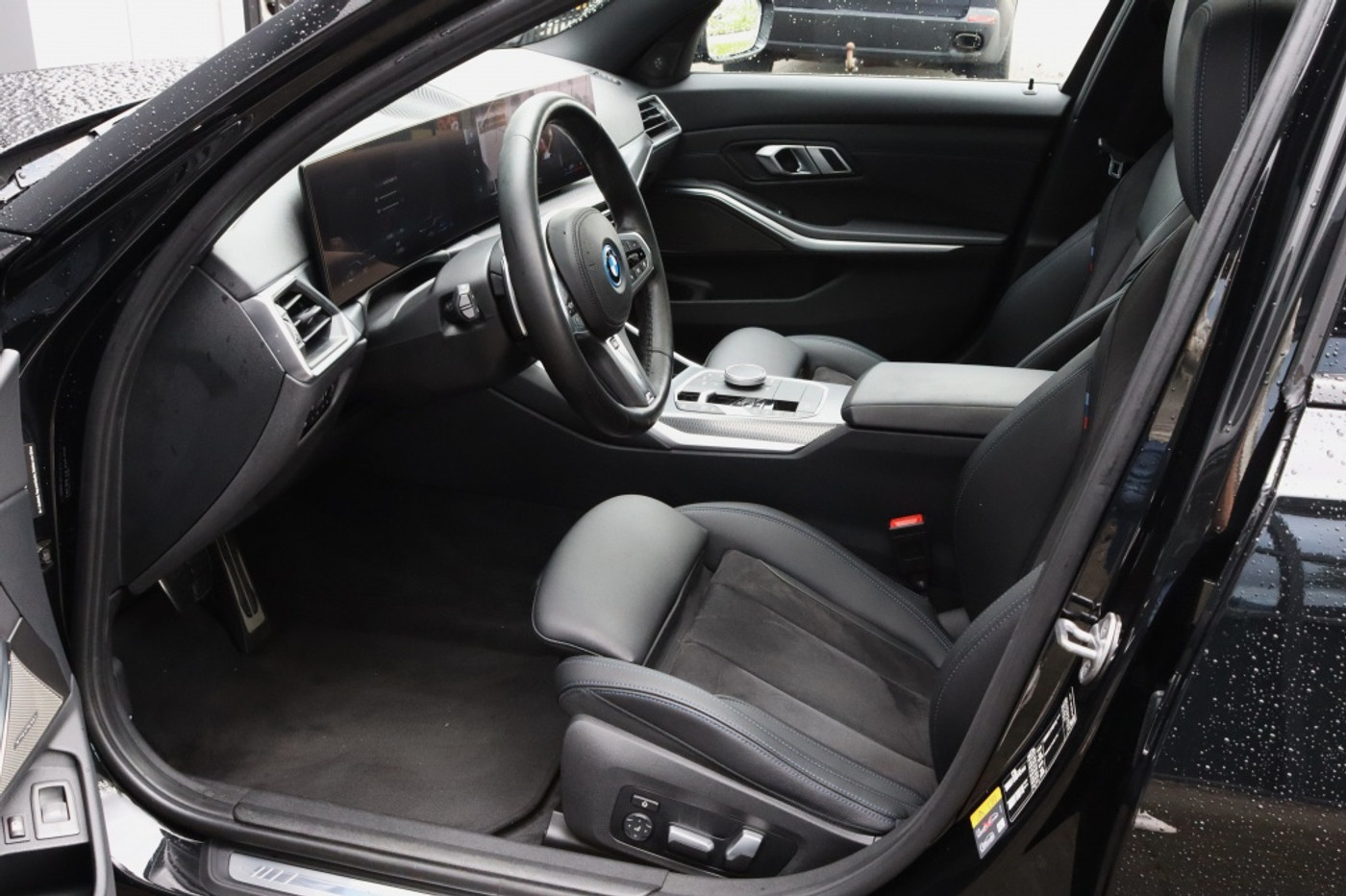 Foto van BMW 330e xDrive