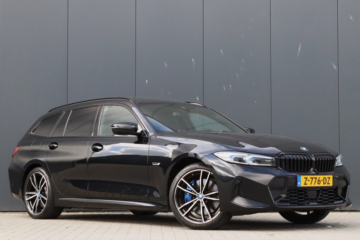 Foto van BMW 330e xDrive