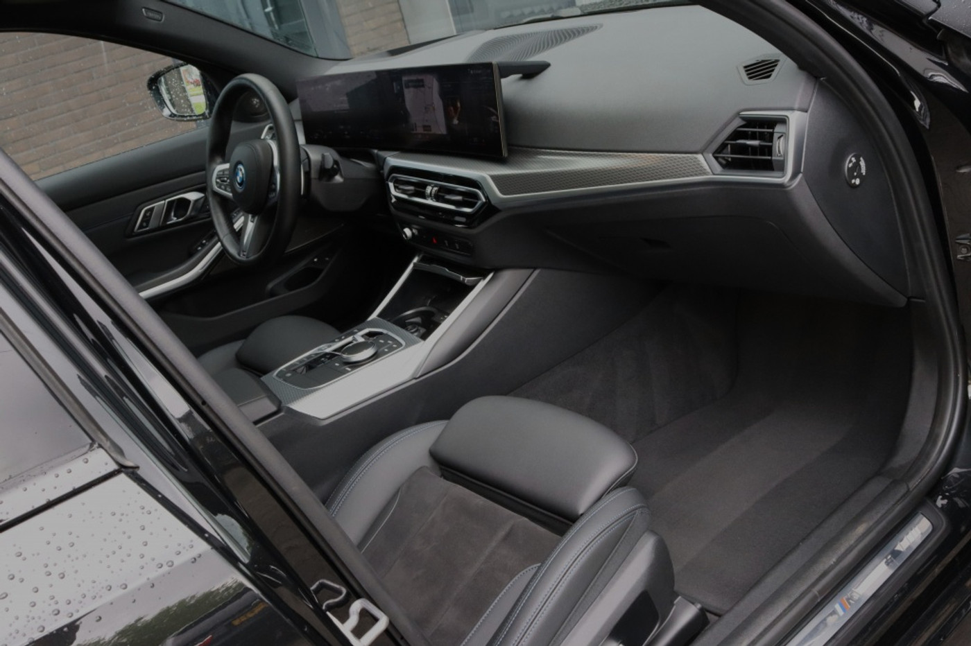 Foto van BMW 330e xDrive