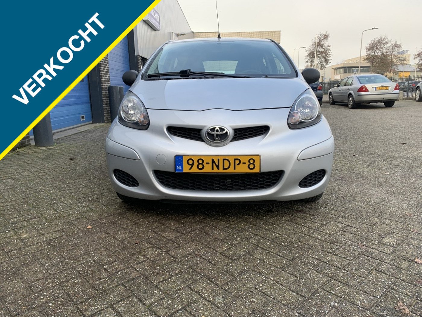 Toyota Toyota Aygo 1.0-12V Access 2010 - voorkant