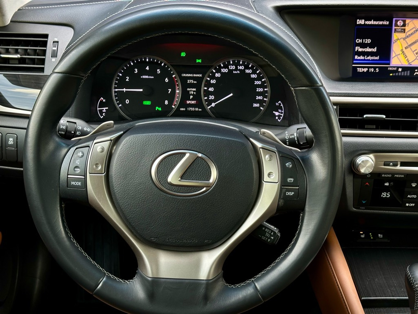 Foto van Lexus Lexus Gs450h