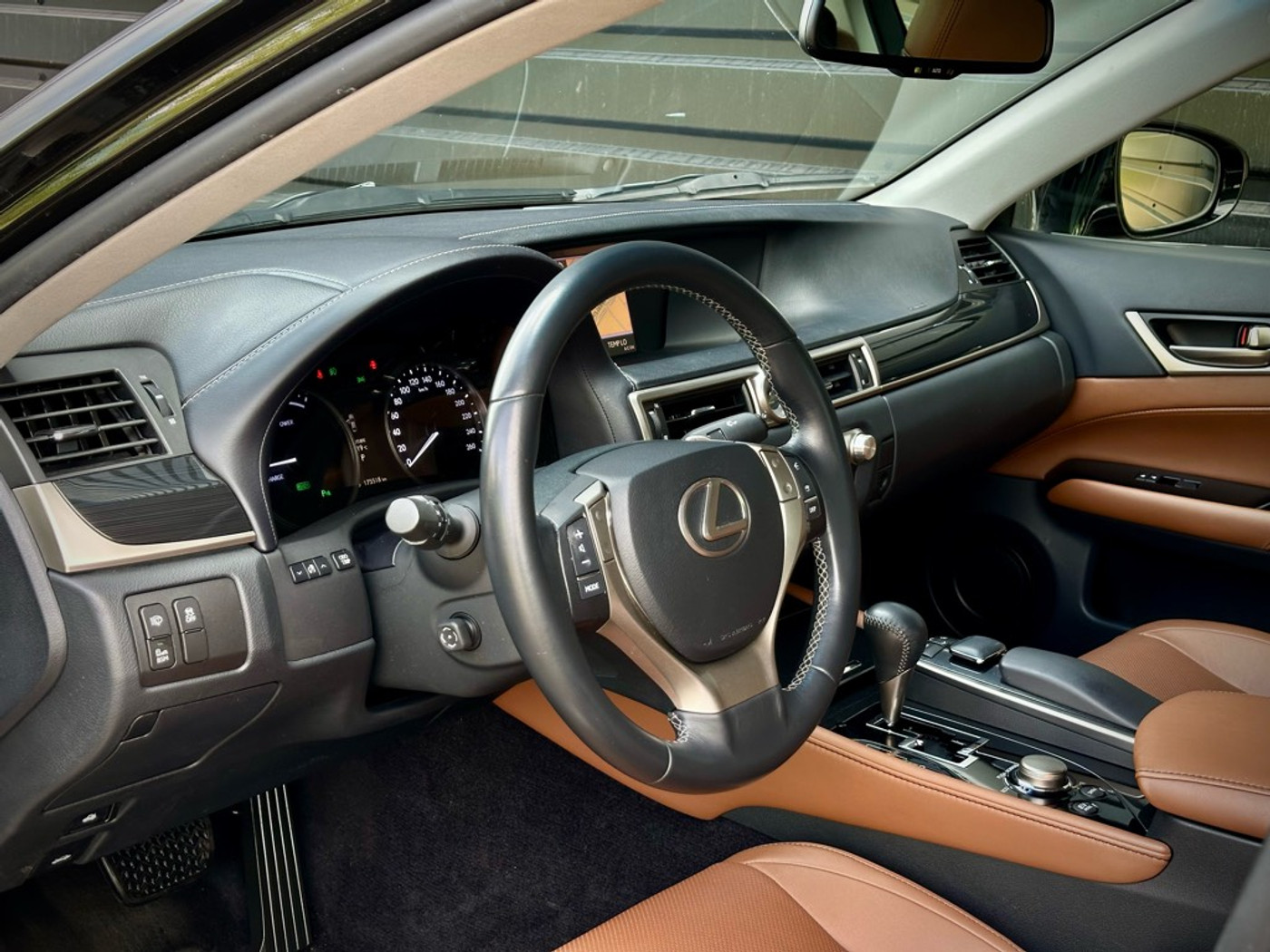 Foto van Lexus Lexus Gs450h