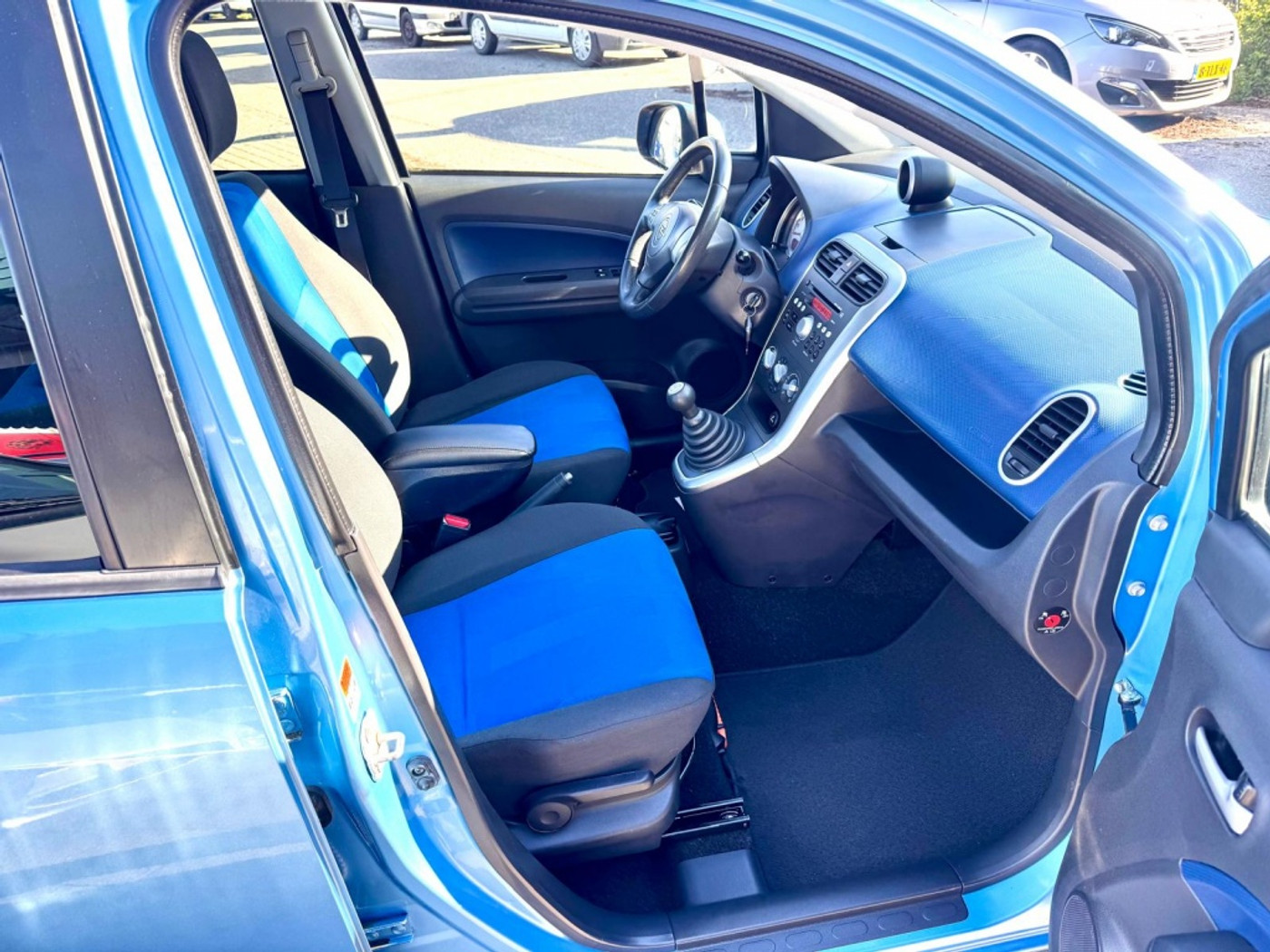 Foto van Opel Agila
