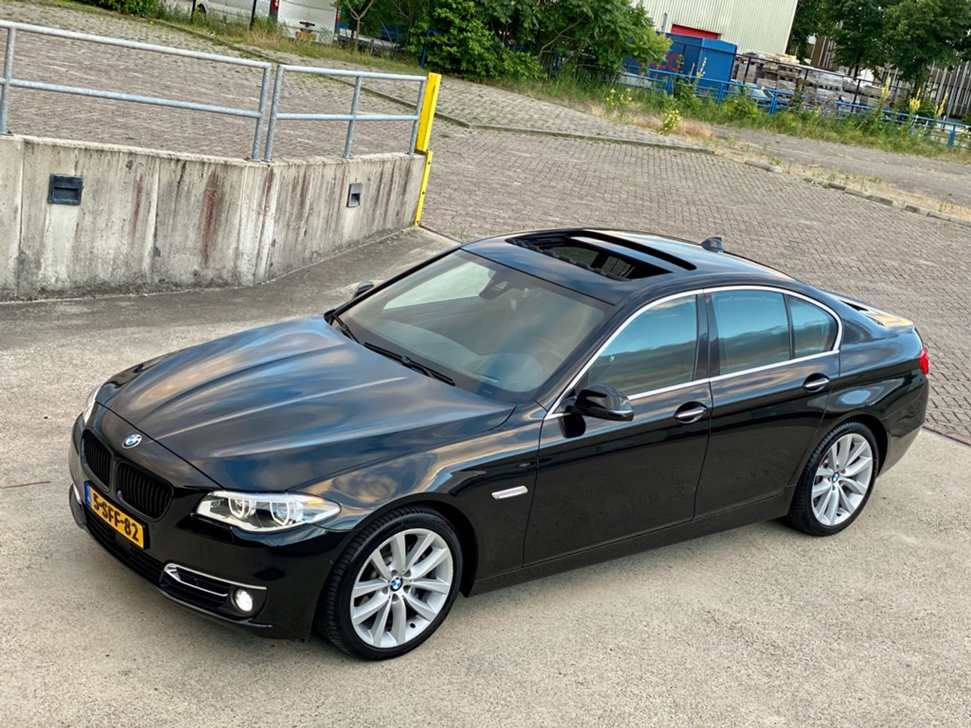 Foto van BMW 528i