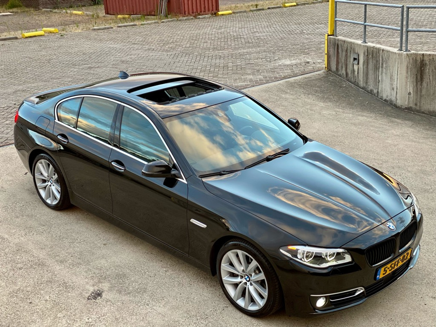 Foto van BMW 528i