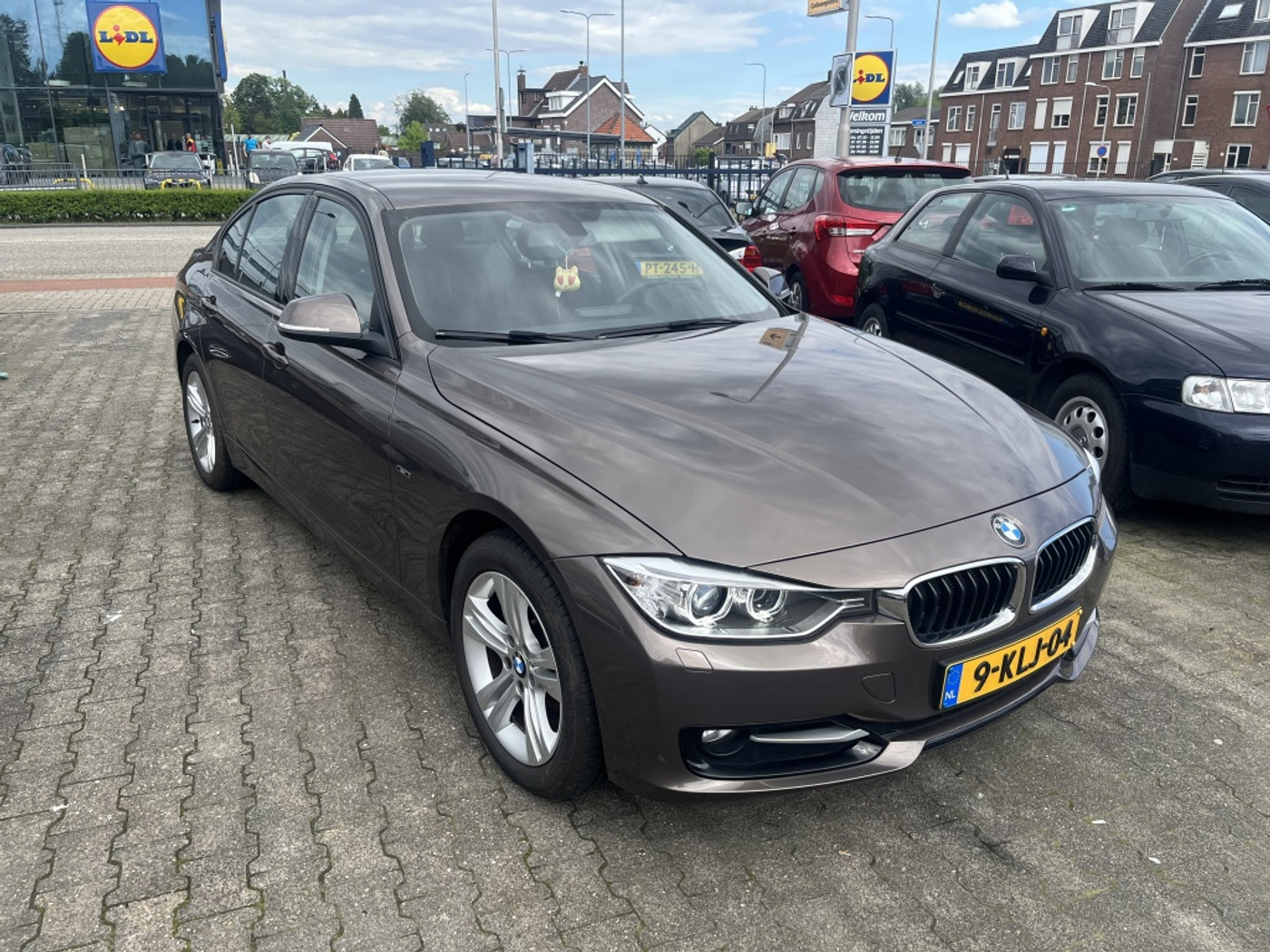 BMW 316i verkocht !!!!!! 2013 - voorkant