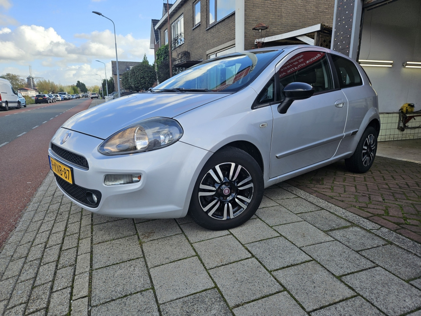 Fiat Fiat Punto 0.9 TwinAir Easy/Turbo sport 2013 - voorkant
