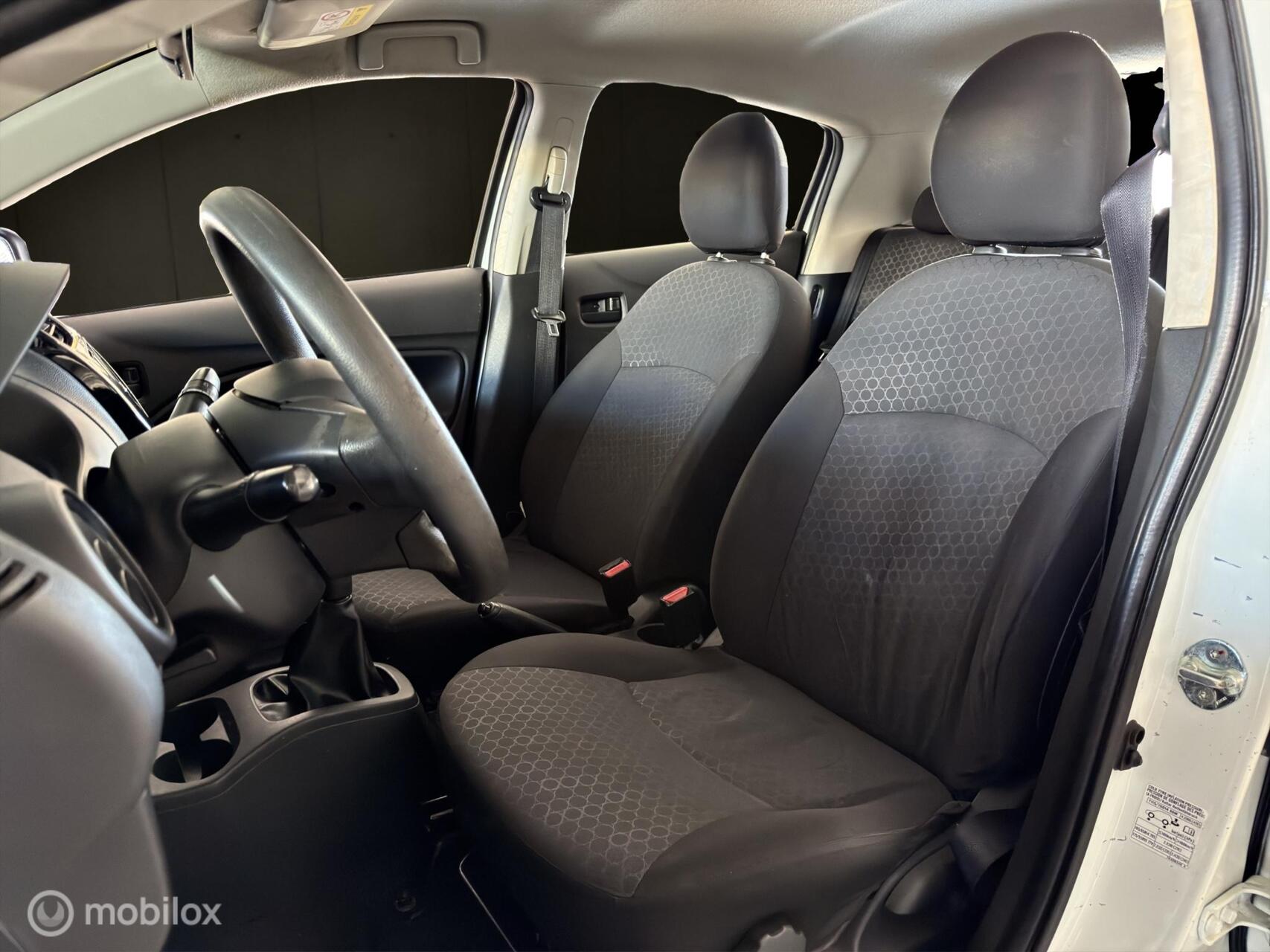 Foto van Mitsubishi Mitsubishi Space Star