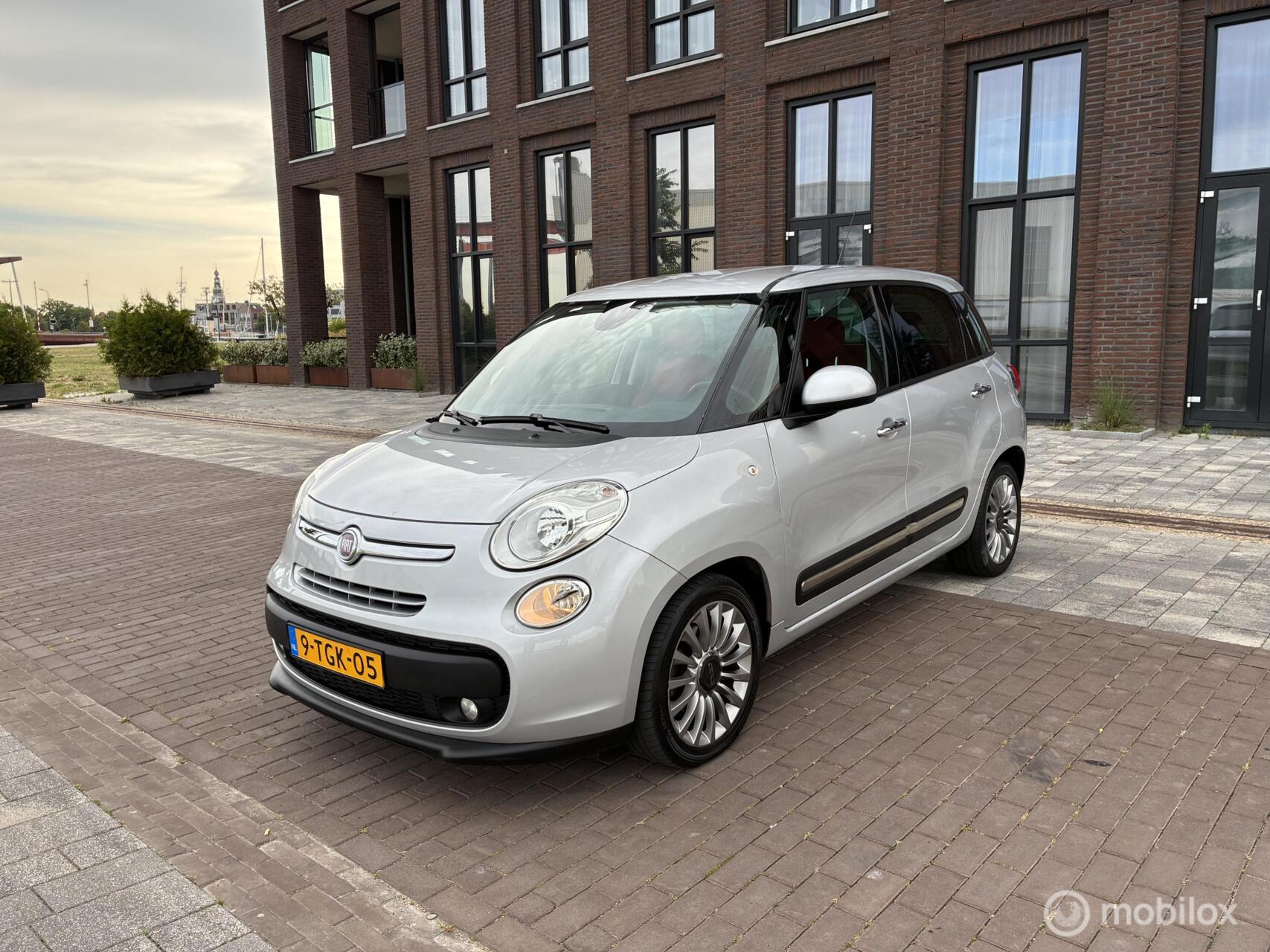 Fiat 500 L 0.9 TwinAir Lounge Cruise Clima NAP!! 2014 - voorkant