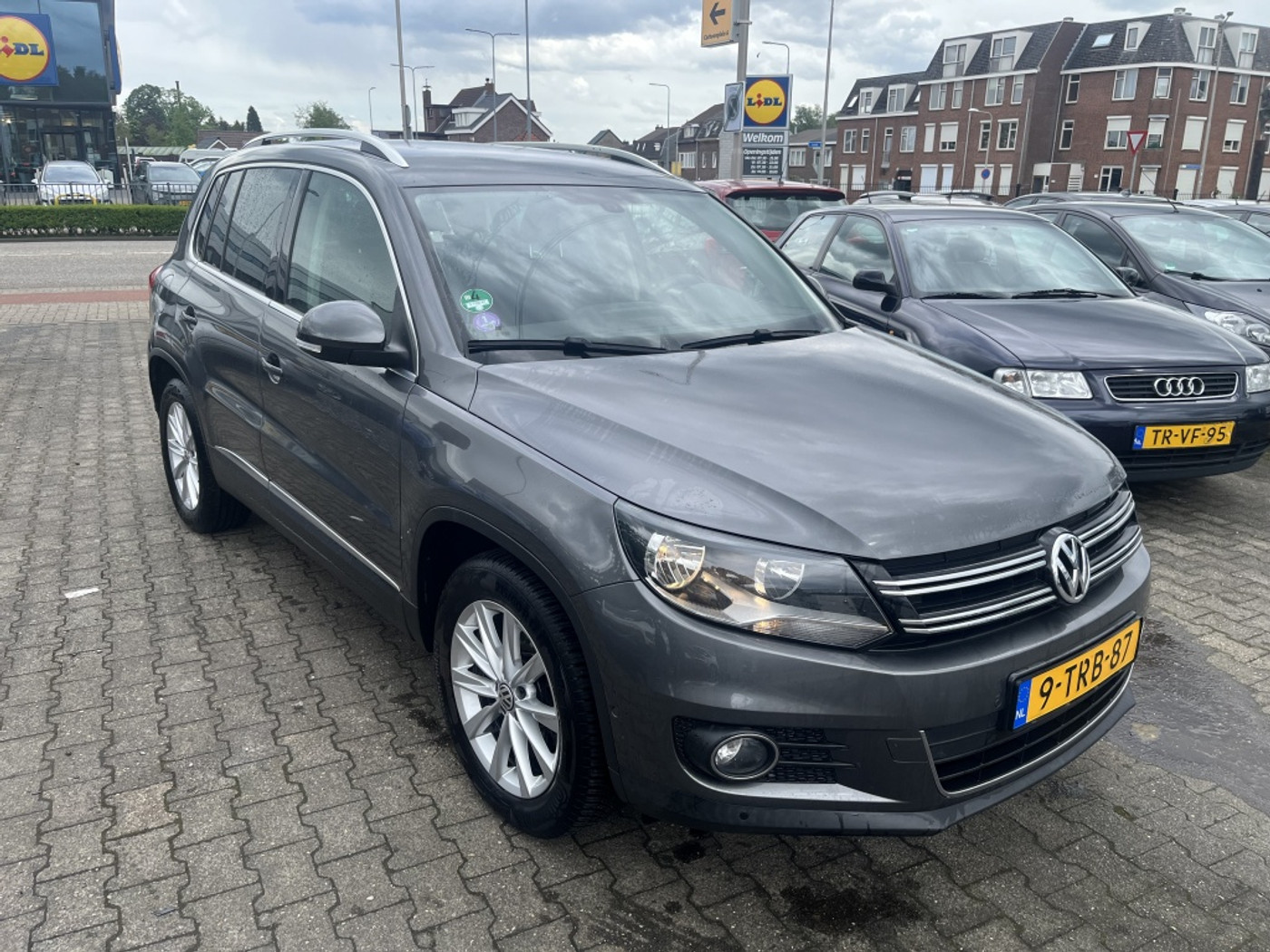 Volkswagen Tiguan verkocht !!!!!! 2014 - voorkant