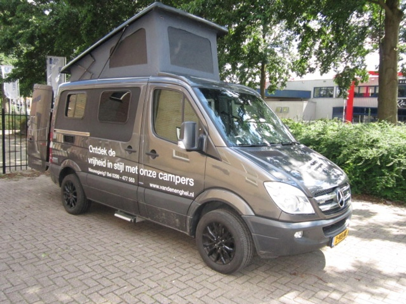 Mercedes-Benz Sprinter Camper 2012 - voorkant