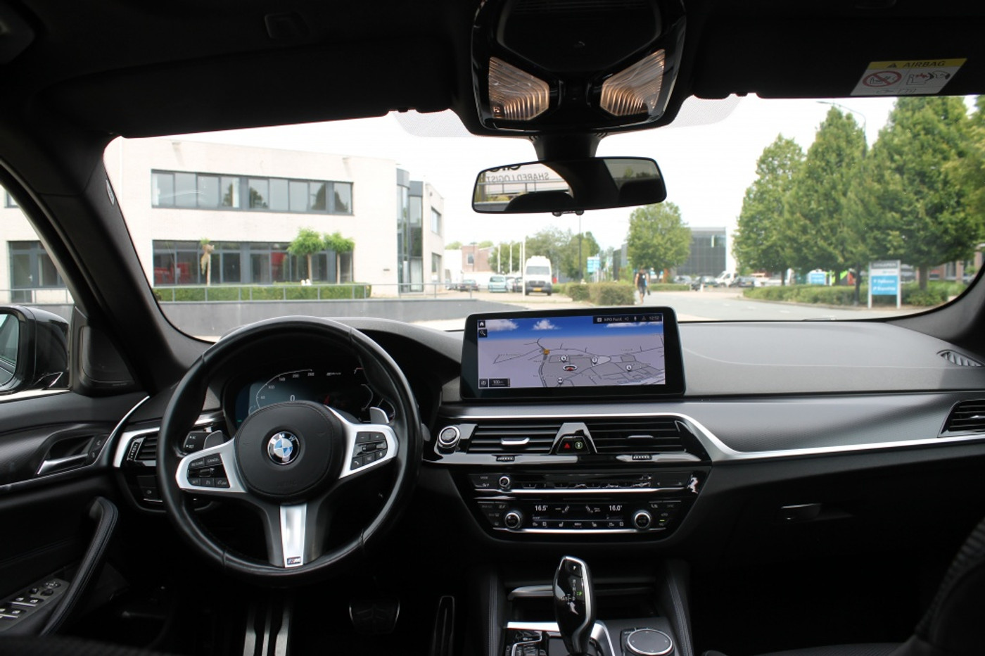 Foto van BMW 530e