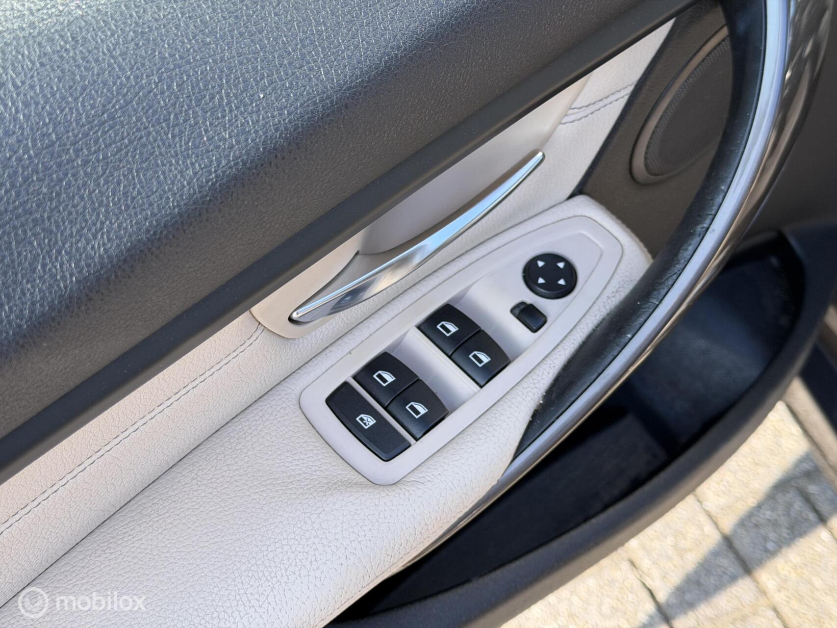 Foto van BMW 320i