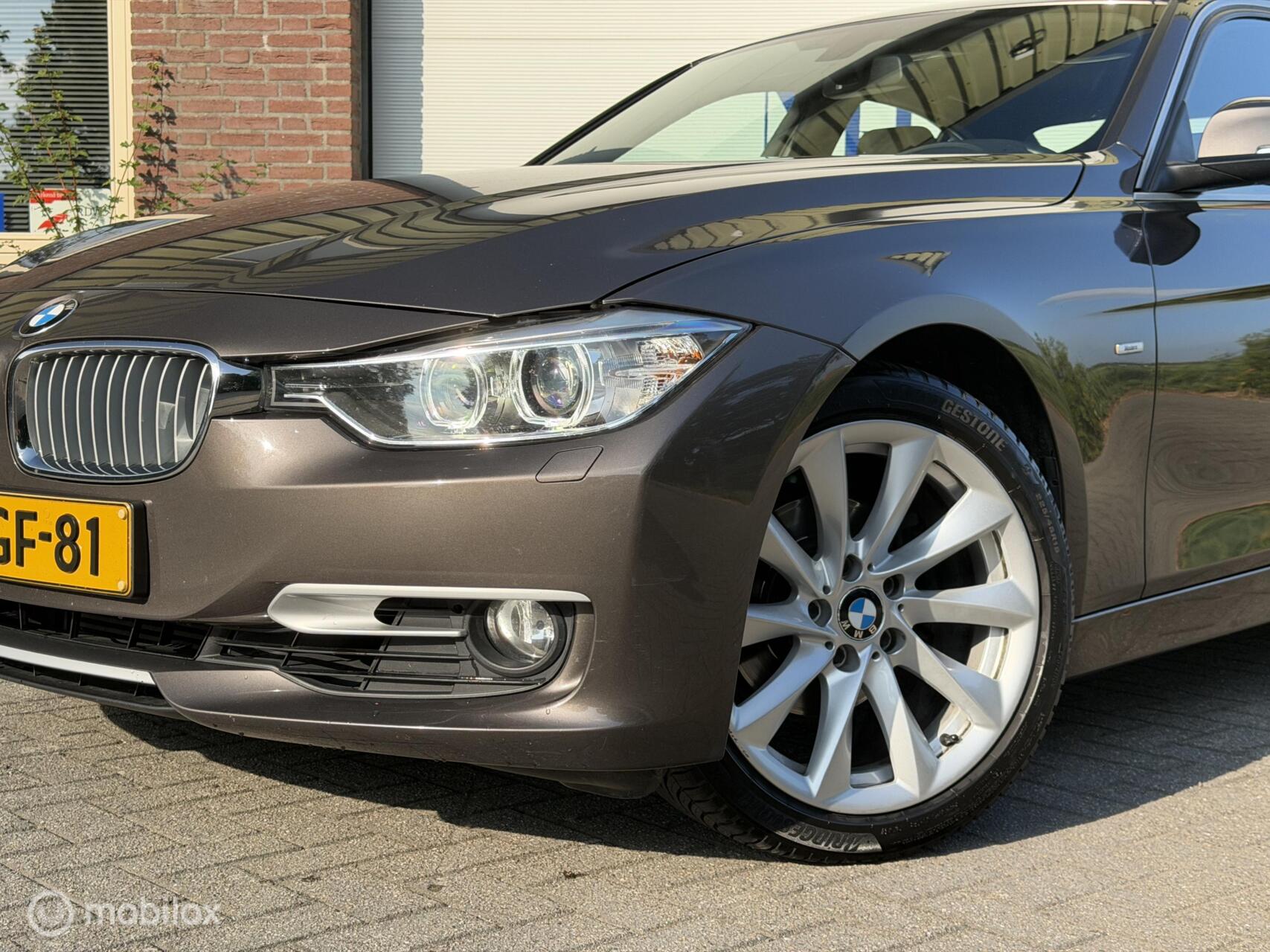 Foto van BMW 320i