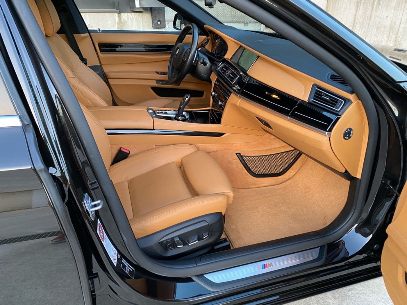 Foto van BMW 750i xDrive