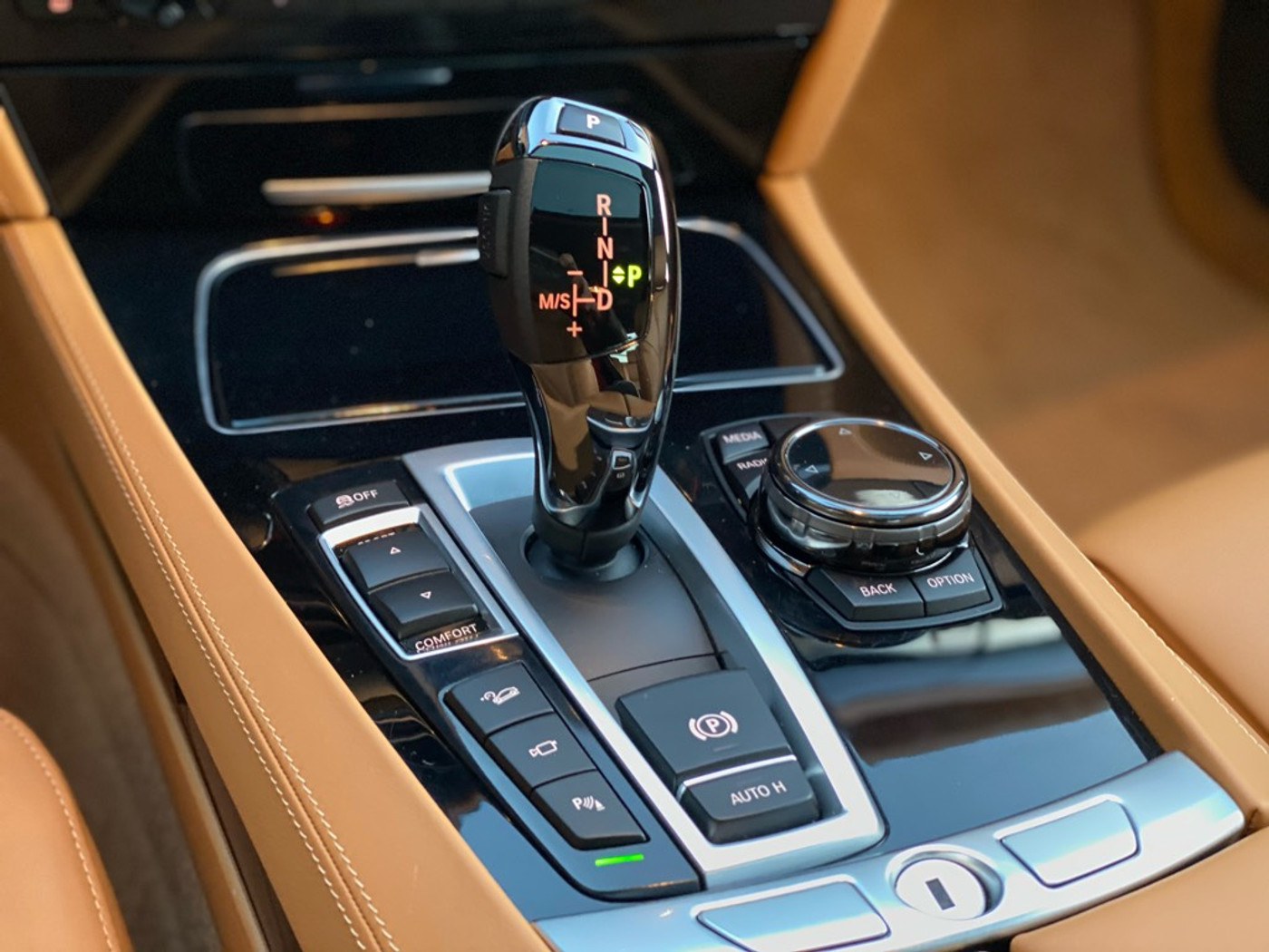 Foto van BMW 750i xDrive