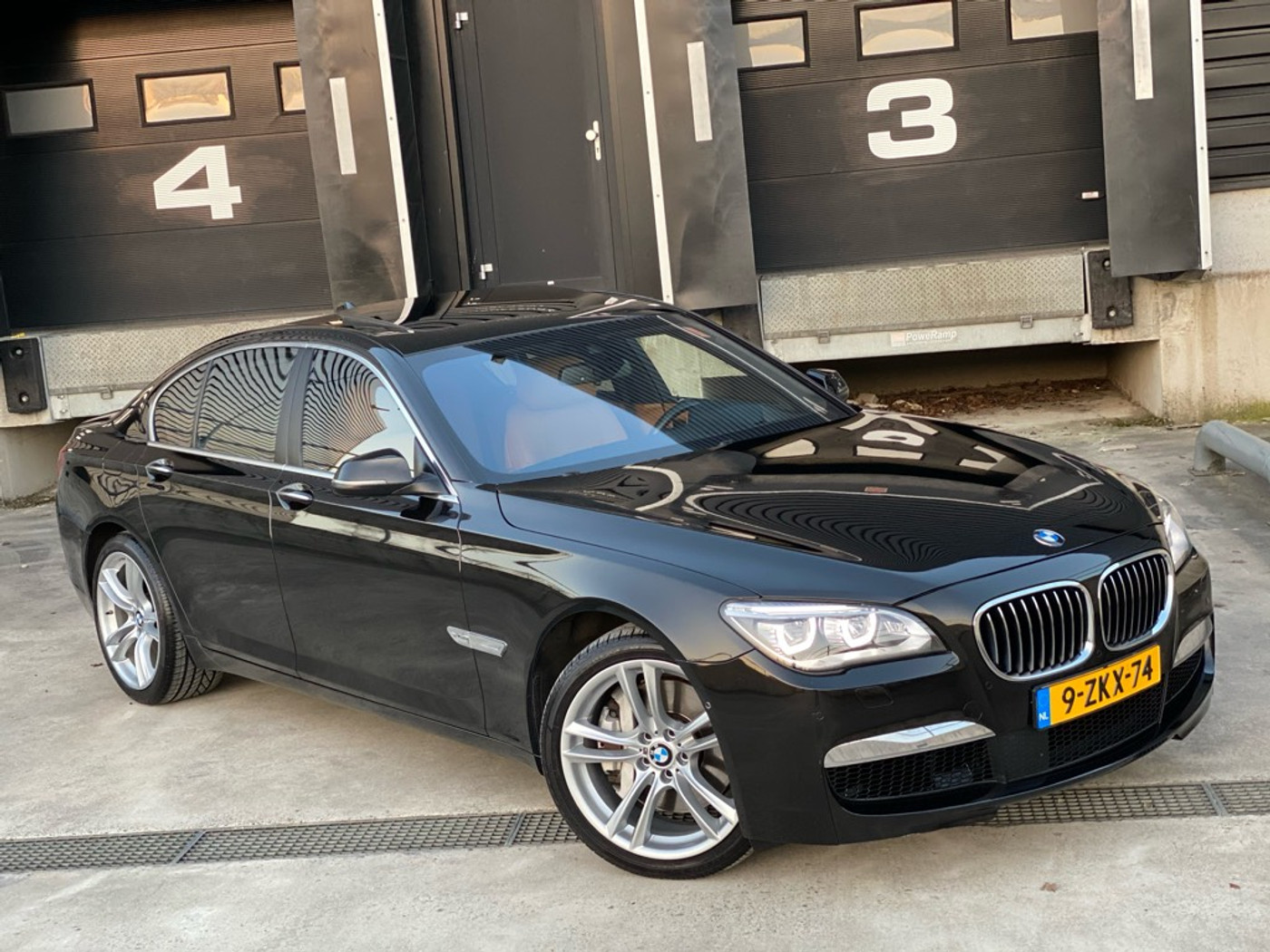 Foto van BMW 750i xDrive
