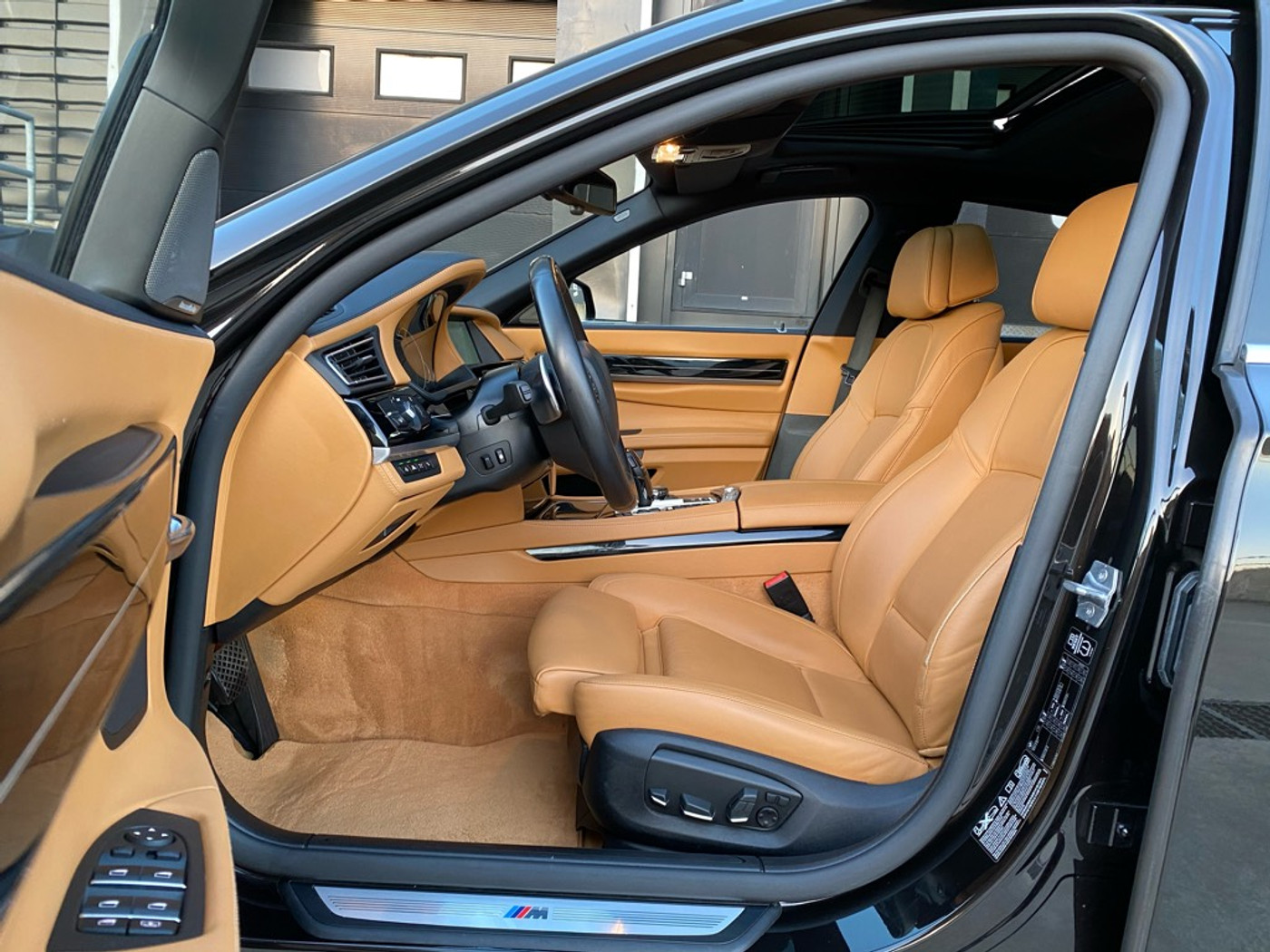 Foto van BMW 750i xDrive